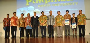 Pemberian sertifikat kepada SoCS dan SoBM 